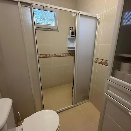 Pilot 2 民宿 Tayakadin