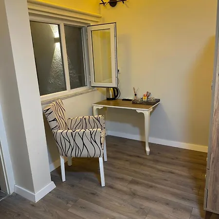 Pilot 2 民宿 Tayakadin