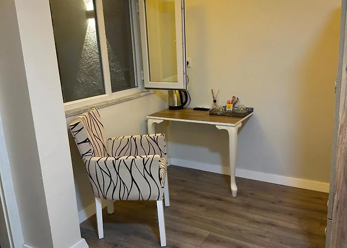 Pilot 2 Privatunterkunft Tayakadin